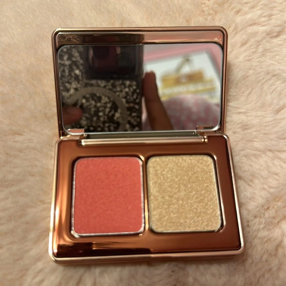 Brand new Natasha Denona Rose cheek duo